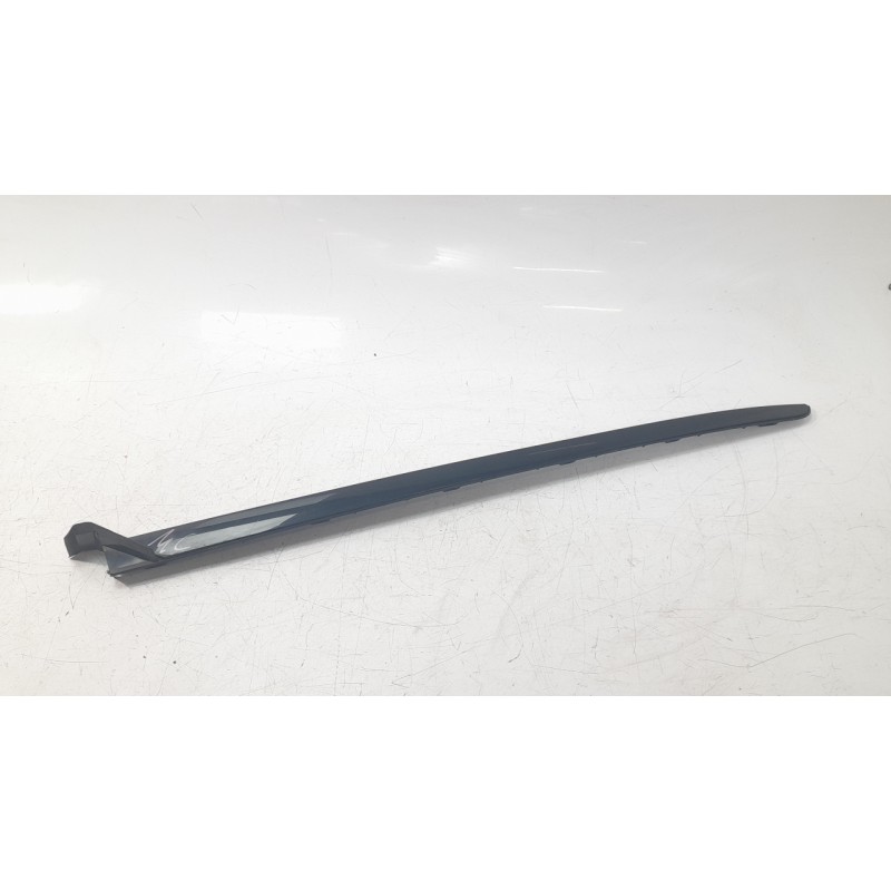 Recambio de moldura para peugeot 3008 ii suv (mc_, mr_, mj_, m4_) 1.2 thp/ puretech 130 (mrhnsm, mrhnsu, mrhnsj, mrhnyw,... refe