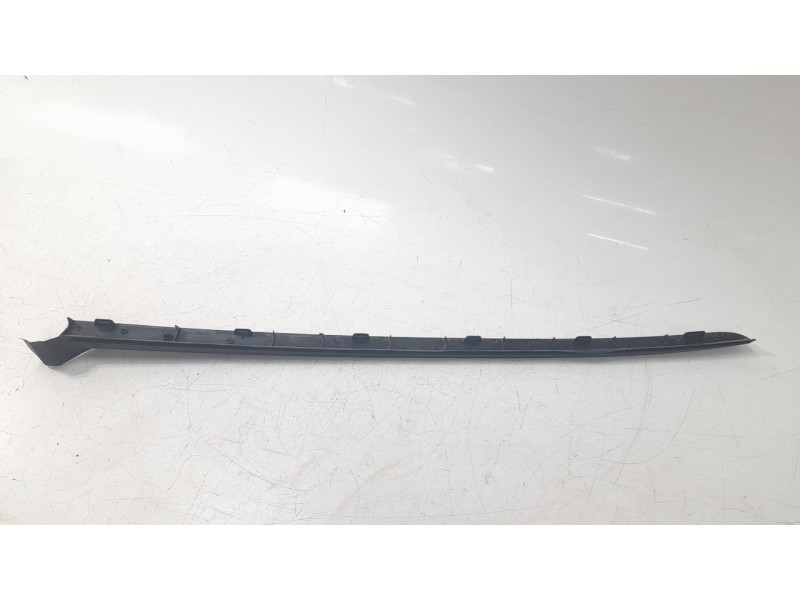 Recambio de moldura para peugeot 3008 ii suv (mc_, mr_, mj_, m4_) 1.2 thp/ puretech 130 (mrhnsm, mrhnsu, mrhnsj, mrhnyw,... refe