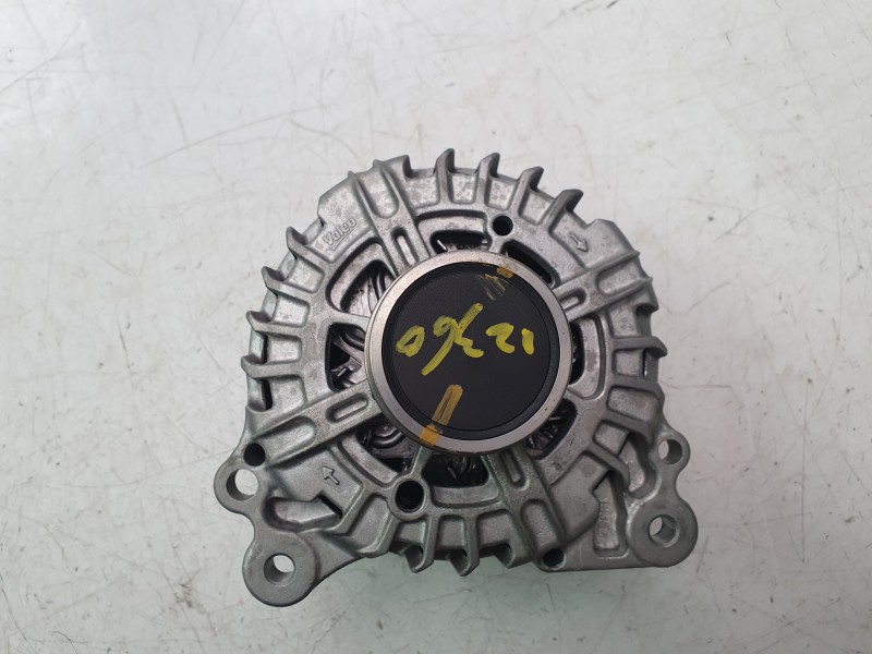 Recambio de alternador para audi a1 sportback (gba) 30 tfsi referencia OEM IAM 05E903026Q  ALF280A51