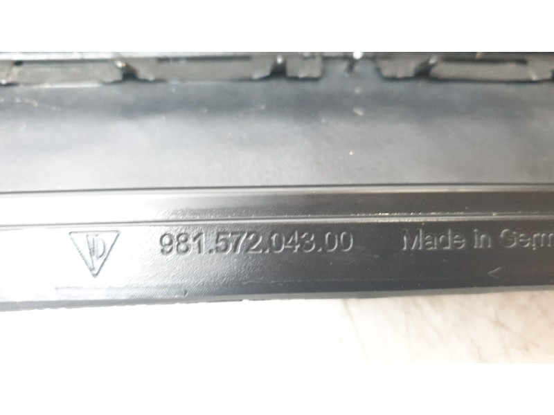 Recambio de rejilla aireadora para porsche 911 (typ 991) carrera 4s referencia OEM IAM 98157204300  