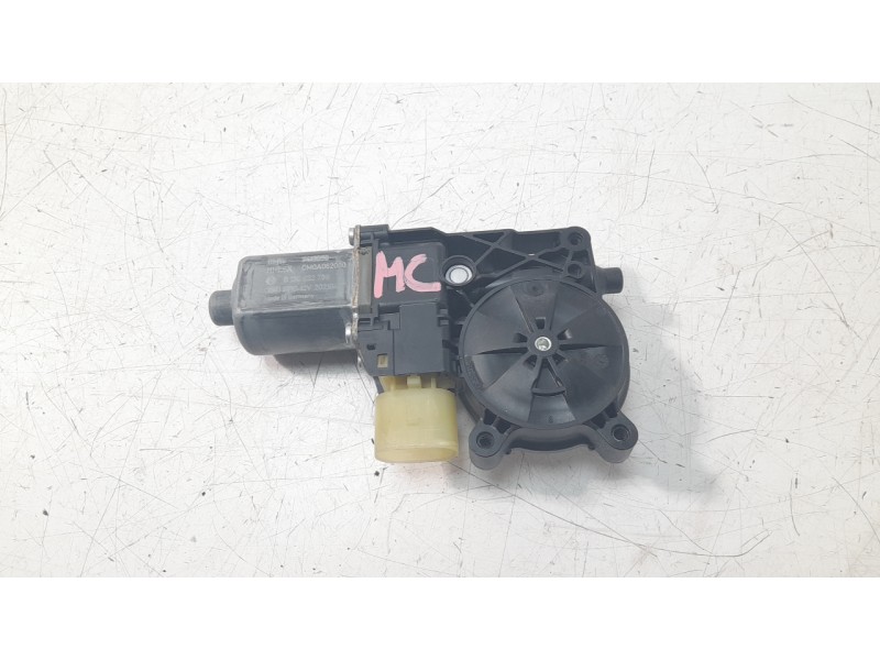 Recambio de motor elevalunas delantero derecho para bmw x2 (f39) sdrive 18 d referencia OEM IAM 7413050  