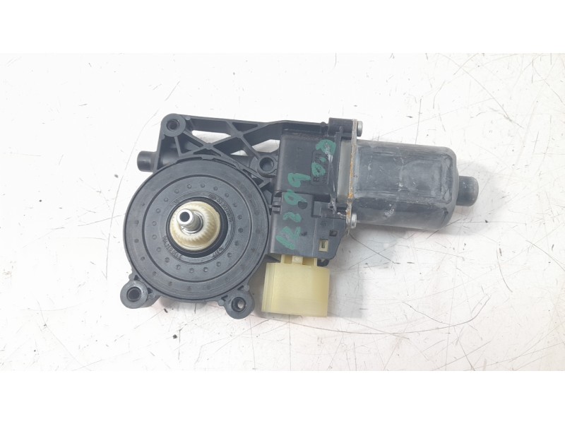 Recambio de motor elevalunas delantero derecho para bmw x2 (f39) sdrive 18 d referencia OEM IAM 7413050  