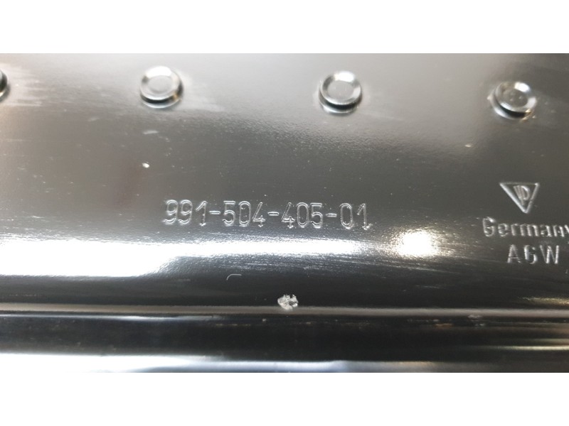 Recambio de revestimiento para porsche 911 (typ 991) carrera 4s referencia OEM IAM 99150440501  