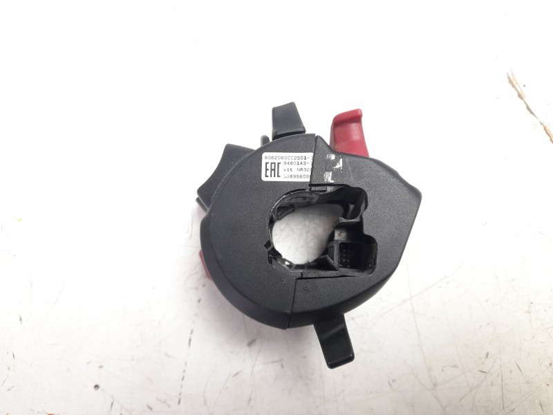 Recambio de piña luces izquierda para bmw f (801cc - ) f 900 r (4r90) referencia OEM IAM 61319480143  