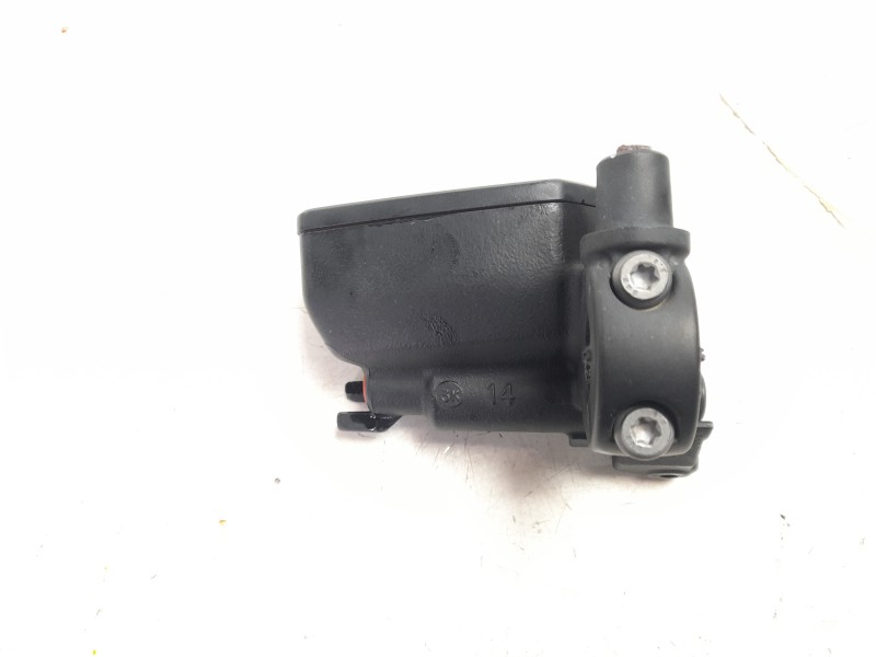 Recambio de bomba freno delantera para bmw f (801cc - ) f 900 r (4r90) referencia OEM IAM 32728563845  