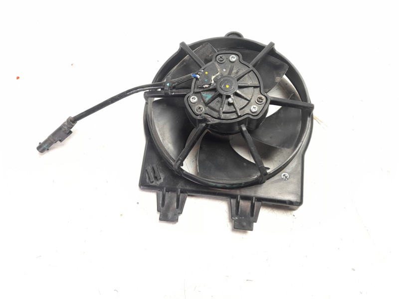 Recambio de electroventilador para bmw f (801cc - ) f 900 r (4r90) referencia OEM IAM 17115B33728  