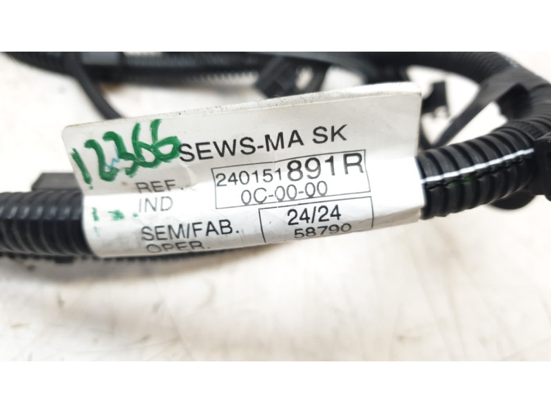 Recambio de cableado electrico para renault clio v referencia OEM IAM 240151891R  