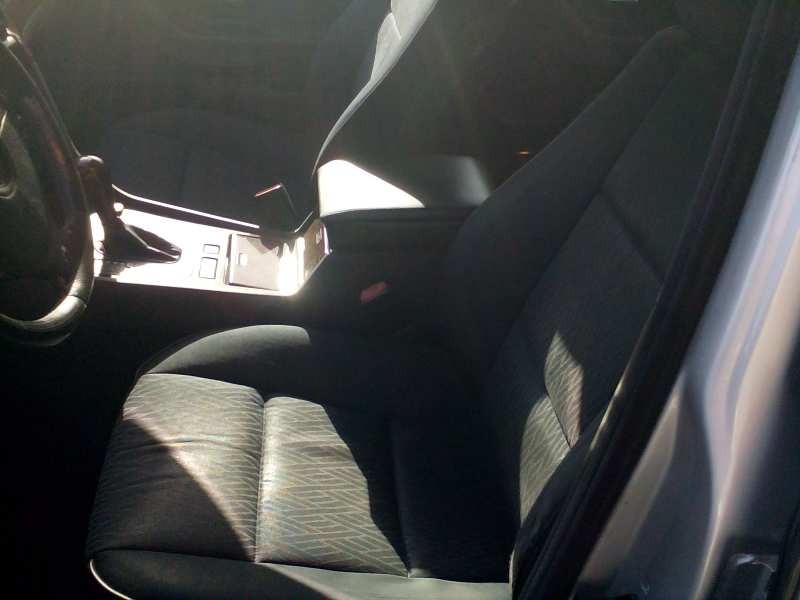 bmw serie 7 (e38) del año 2000