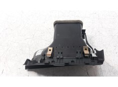 Recambio de rejilla aireadora para toyota avensis 1.8 16v cat referencia OEM IAM 5566005120   2