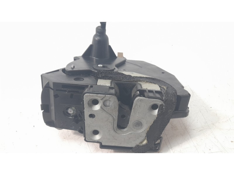 Recambio de cerradura puerta lateral derecha para nissan townstar furgoneta/monovolumen (xfk) 1.3 referencia OEM IAM 825025474R 