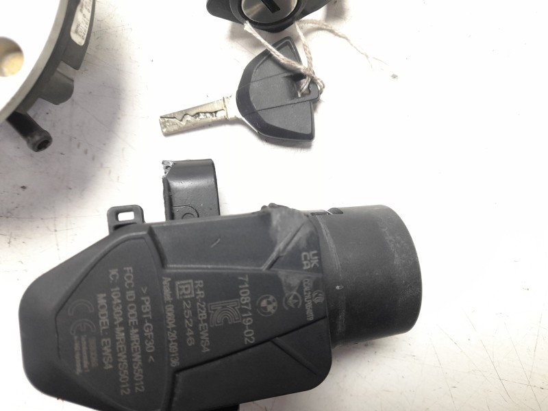 Recambio de conmutador de arranque para bmw f (801cc - ) f 900 r (4r90) referencia OEM IAM 51257108720 51257108720 