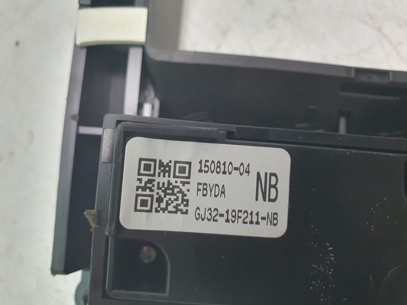 Recambio de mando multifuncion para land rover range rover evoque (l538) 2.0 d 4x4 referencia OEM IAM GJ3219F211NB  