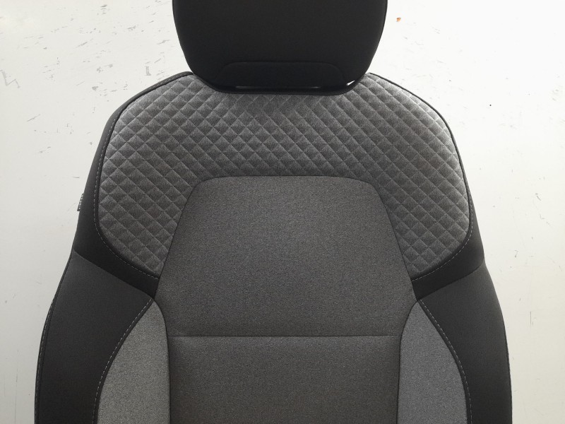 Recambio de juego asientos completo para renault clio v referencia OEM IAM   