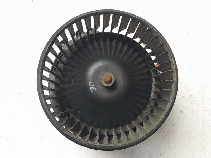 Recambio de ventilador calefaccion para bmw 1 (f40) 118 d referencia OEM IAM 64119297752  