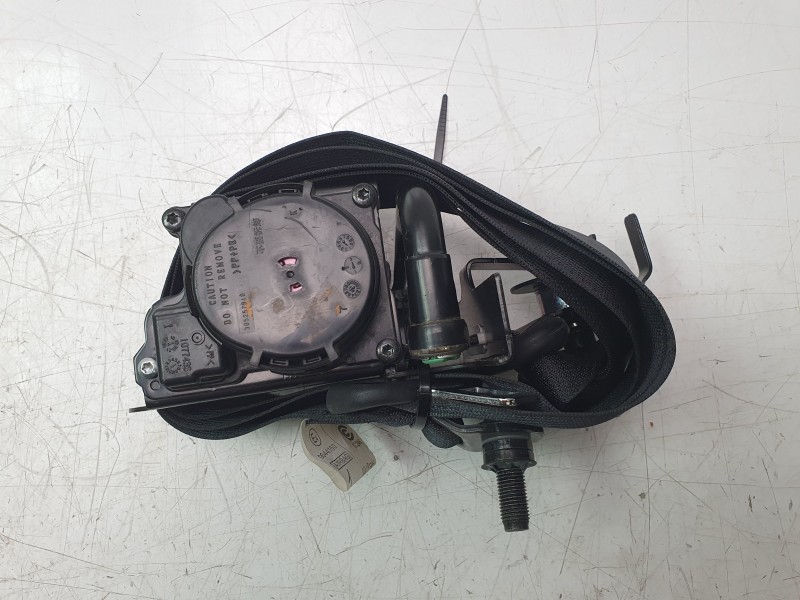 Recambio de enganche cinturon delantero derecho para mazda mx-5 (04.2015>) 2.0 cat referencia OEM IAM 0589P1000146  