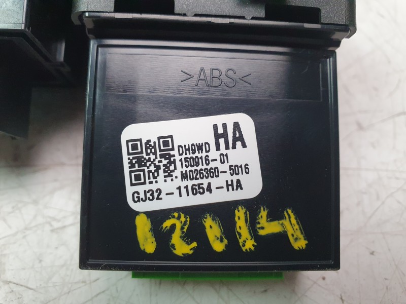 Recambio de mando multifuncion para land rover range rover evoque (l538) 2.0 d 4x4 referencia OEM IAM GJ3211654HA  