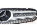REJILLA DELANTERA A0008880060 A0008880060 