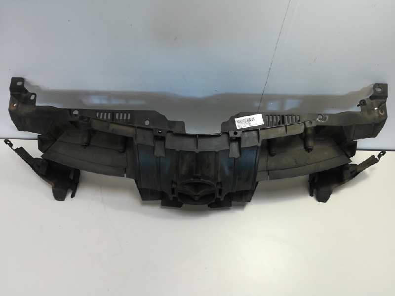 Recambio de rejilla delantera para mazda 3 lim. (bl) active referencia OEM IAM BCW850031JBB  