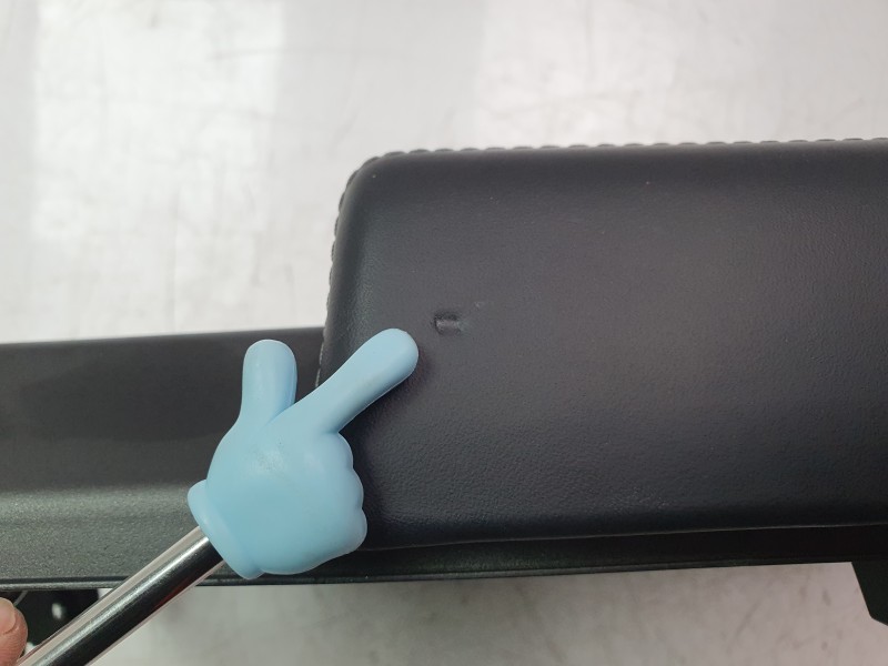 Recambio de apoyabrazos central para land rover range rover evoque (l538) 2.0 d 4x4 referencia OEM IAM LR054859  