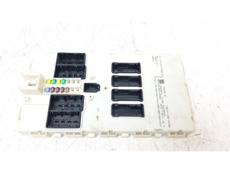 Recambio de caja reles / fusibles para bmw 1 (f20) 118 d referencia OEM IAM 9324785  