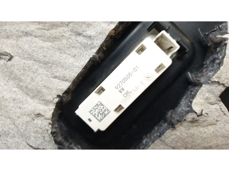 Recambio de moldura para bmw 1 (f20) 118 d referencia OEM IAM   