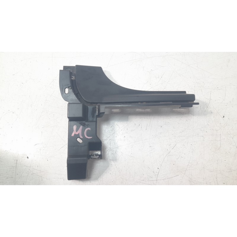 Recambio de soporte paragolpes trasero izquierdo para nissan townstar furgoneta/monovolumen (xfk) 1.3 referencia OEM IAM 8504573