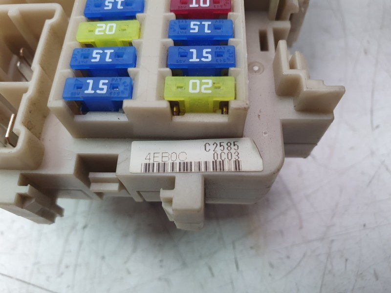 Recambio de caja reles / fusibles para nissan qashqai ii (j11, j11_) 1.3 dig-t referencia OEM IAM 4EB0C  