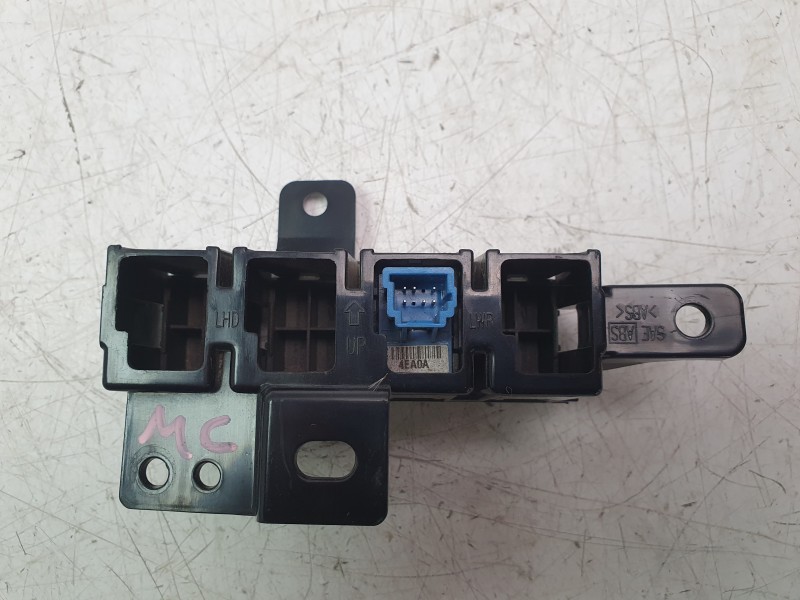 Recambio de interruptor para nissan qashqai ii (j11, j11_) 1.3 dig-t referencia OEM IAM 4EA0A  