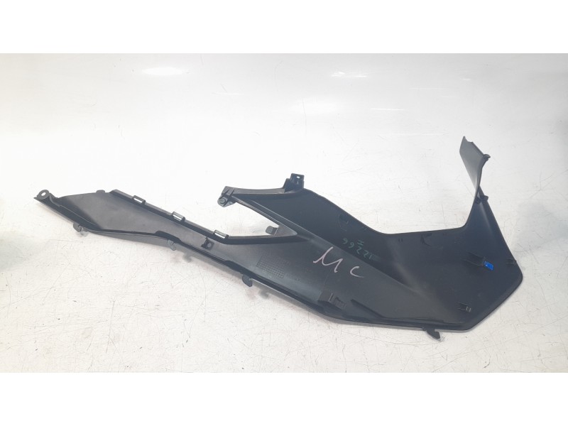 Recambio de moldura para honda forza forza 350 referencia OEM IAM 83620K0T000  