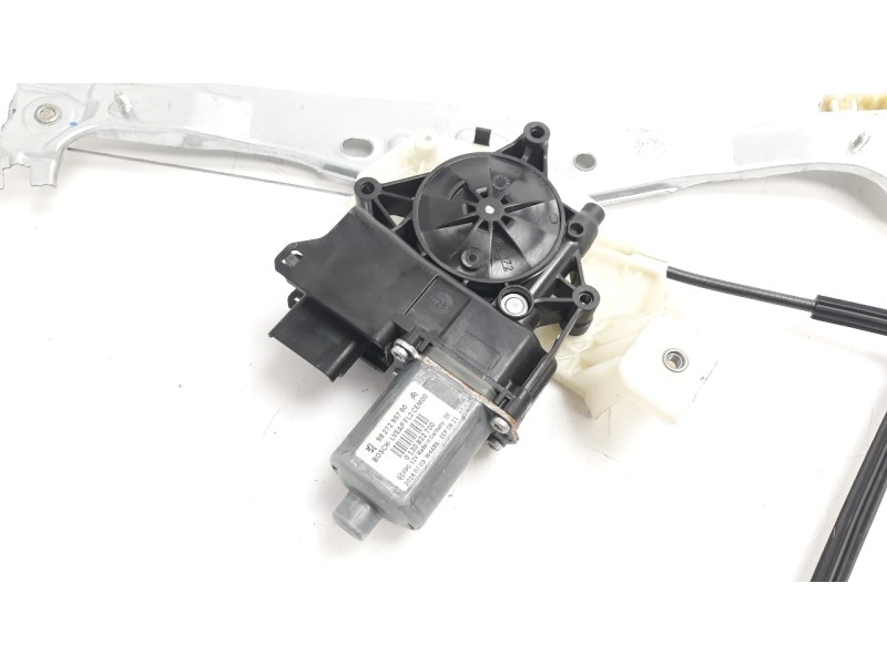 Recambio de elevalunas delantero derecho para citroen c4 cactus shine referencia OEM IAM 9833196080  