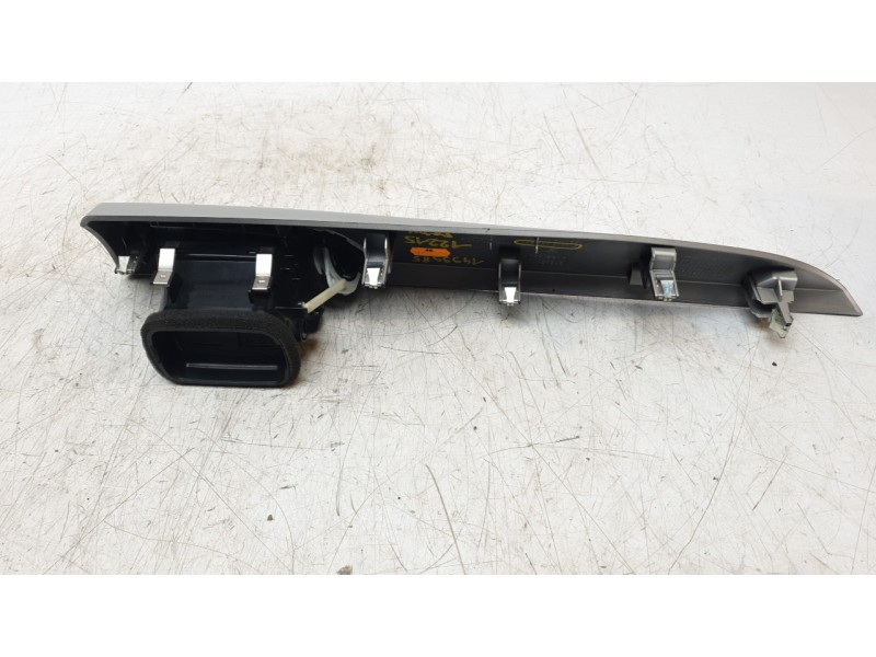 Recambio de aireador derecho para bmw 1 (f20) 118 d referencia OEM IAM 9205356  