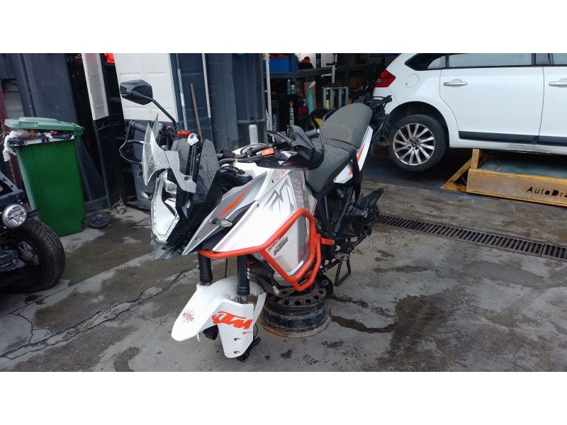 ktm super adventure del año 2015