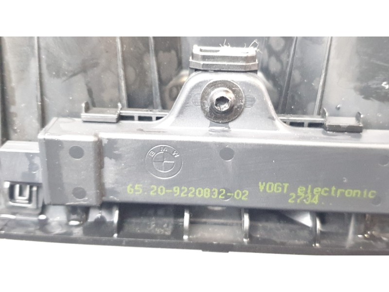 Recambio de moldura para bmw 1 (f20) 118 d referencia OEM IAM 9207320  