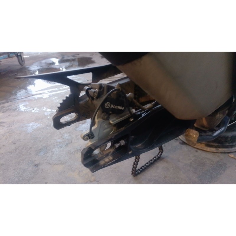 Recambio de pinza de freno trasera derecha para ktm super adventure 1290 super adventure referencia OEM IAM   