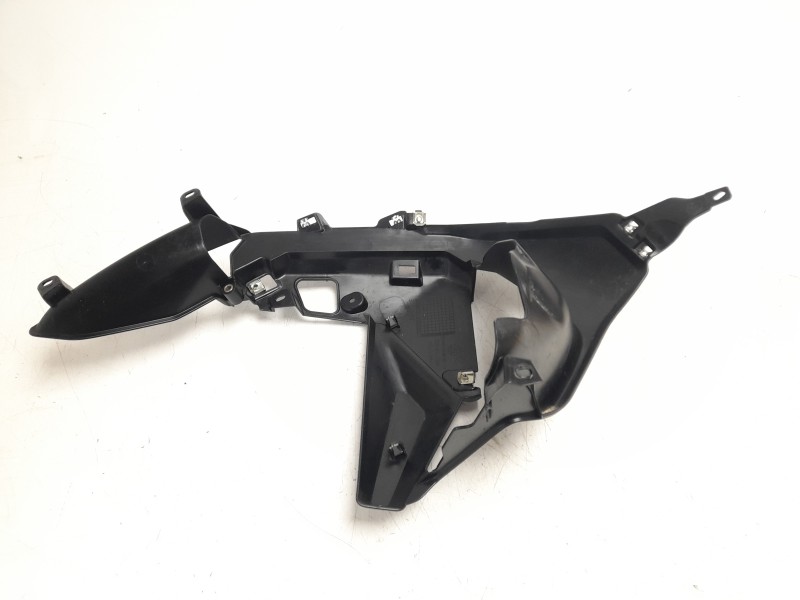 Recambio de moldura para bmw r 1300 gs referencia OEM IAM 46631541482  