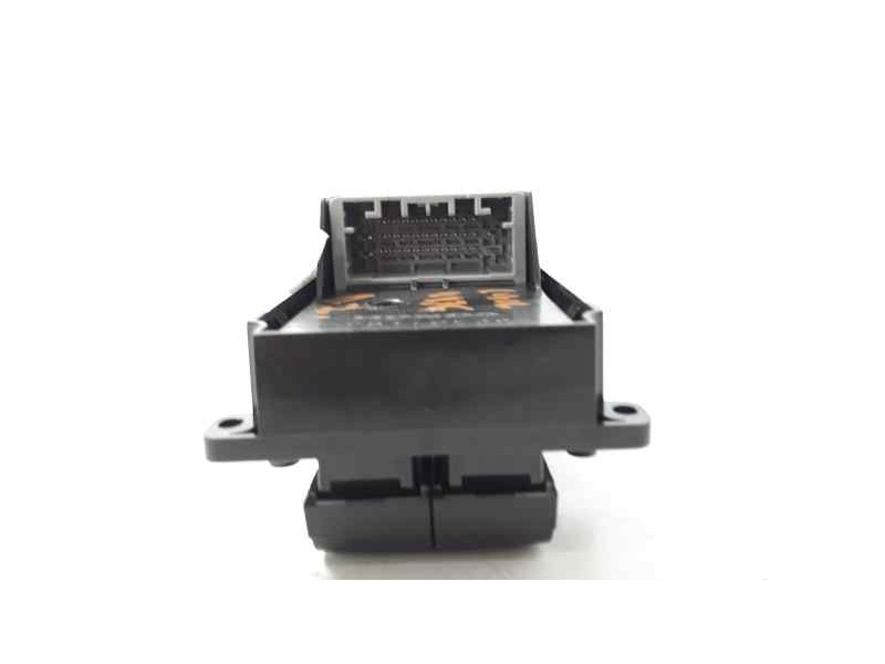 Recambio de mando elevalunas delantero izquierdo para honda civic lim.5 (fk) 1.0 vtec cat referencia OEM IAM 83595TGGG620BLK  