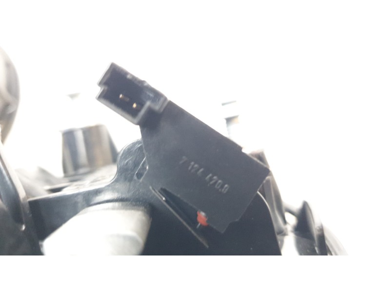 Recambio de maneta exterior porton para bmw 1 (f20) 118 d referencia OEM IAM 7248535  