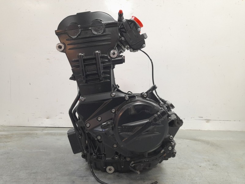 Recambio de motor completo para bmw f ( - 800cc) f 700 gs (k70) referencia OEM IAM 802EA  