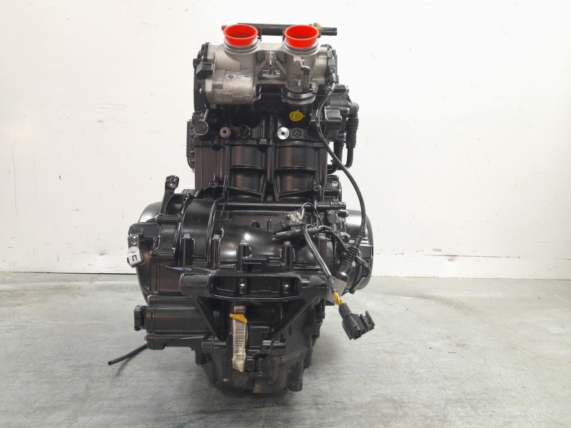 Recambio de motor completo para bmw f ( - 800cc) f 700 gs (k70) referencia OEM IAM 802EA  