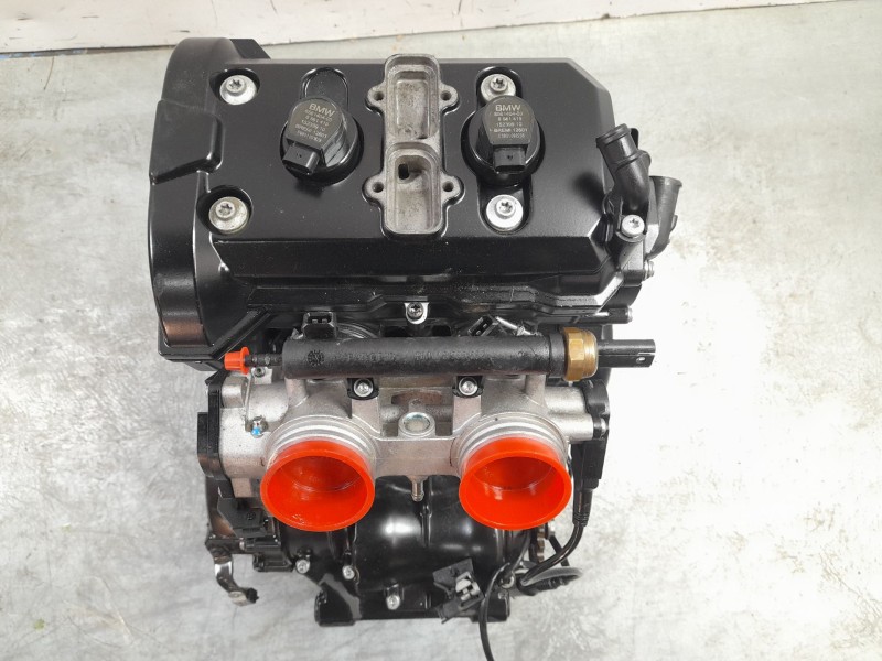 Recambio de motor completo para bmw f ( - 800cc) f 700 gs (k70) referencia OEM IAM 802EA  