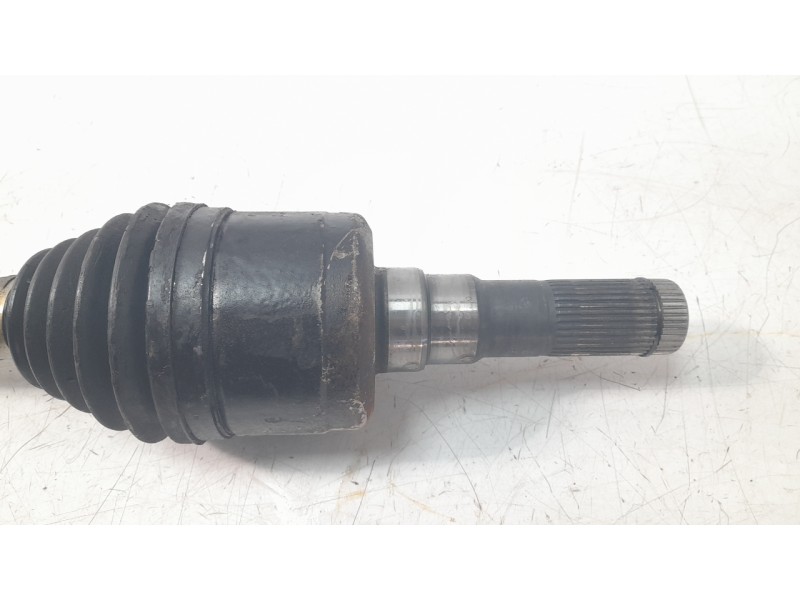 Recambio de transmision trasera derecha para ford mustang mach 1 referencia OEM IAM 2690512  