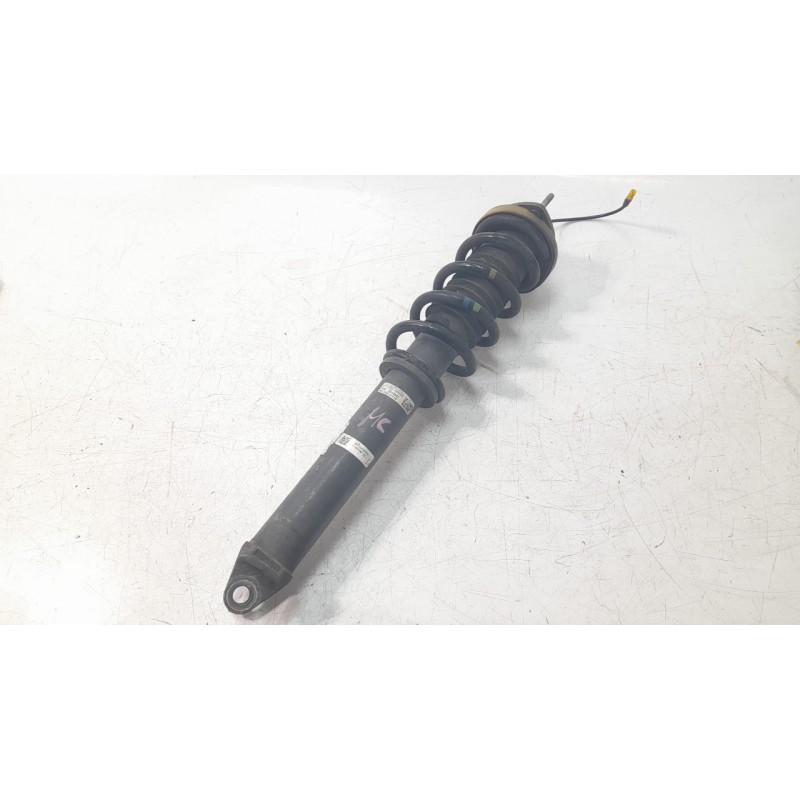 Recambio de amortiguador trasero izquierdo para porsche 911 (typ 991) carrera 4s referencia OEM IAM 99133305308  