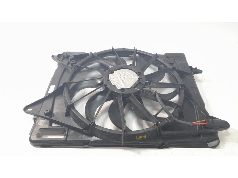 Recambio de electroventilador para ford kuga titanium referencia OEM IAM 2421567  