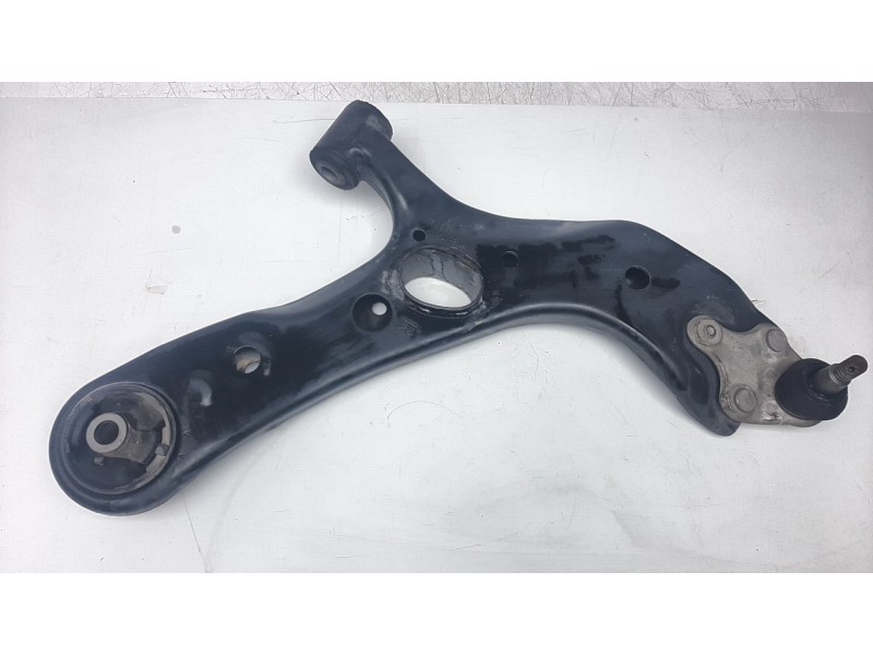 Recambio de brazo suspension inferior delantero derecho para lexus nx 2.5 16v cat (híbrido) referencia OEM IAM 4806842060  