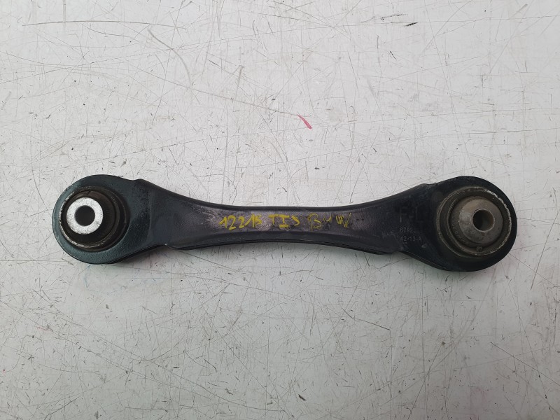 Recambio de brazo suspension superior trasero izquierdo para bmw 1 (f20) 118 d referencia OEM IAM 679253904  