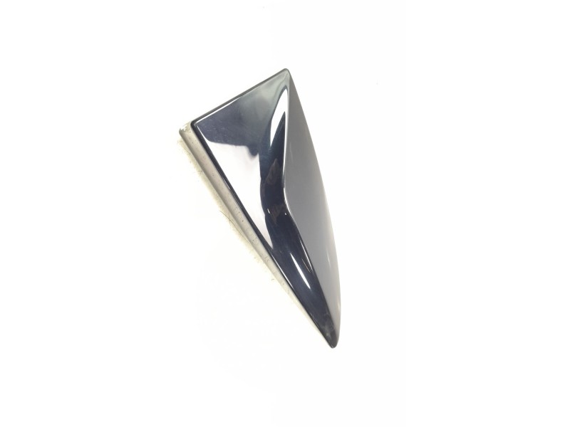 Recambio de moldura para renault clio iv 0.9 referencia OEM IAM 960325616R  