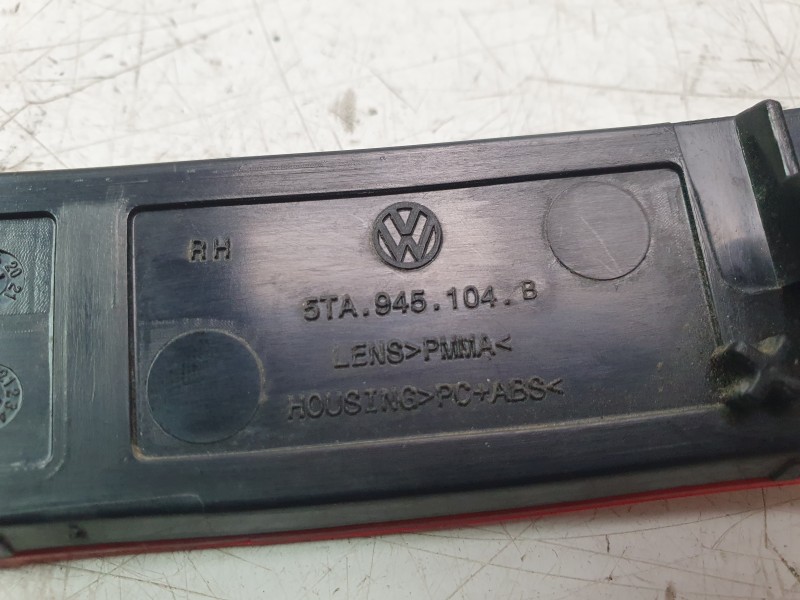 Recambio de piloto trasero derecho paragolpes para volkswagen touran (5t1) 2.0 tdi referencia OEM IAM 5TA945104B  