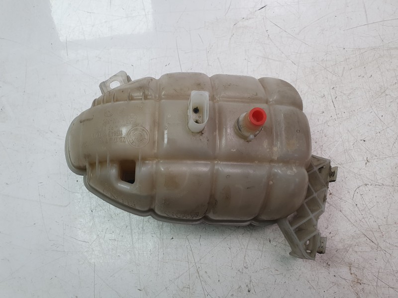 Recambio de deposito expansion para bmw 1 (f20) 118 d referencia OEM IAM 11564310  