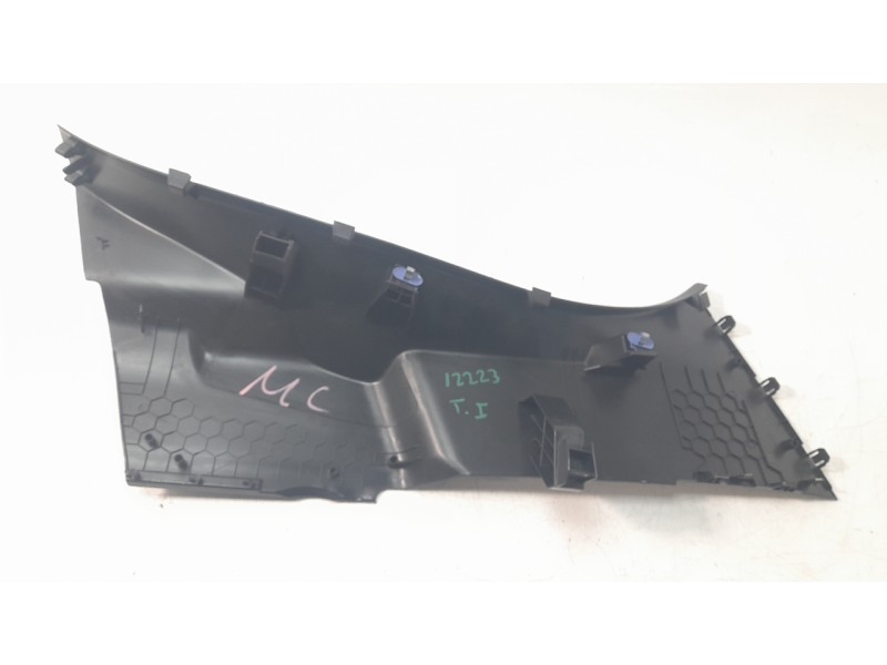 Recambio de moldura para renault captur ii (hf_) tce 160 (hfn1) referencia OEM IAM 769373310R  