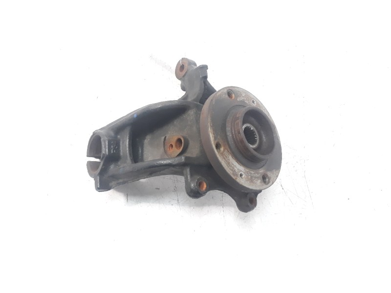 Recambio de mangueta delantera izquierda para peugeot 208 1.2 12v vti referencia OEM IAM 1607557480  